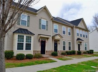 9212 Lenox Pointe Dr, Charlotte, NC 28273