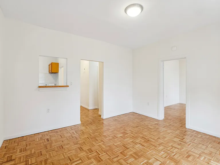 628 W 151st St #6G — Photo 5