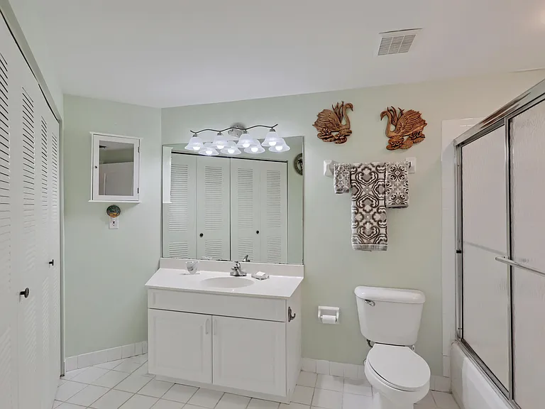 800 Uno Lago Dr #305 — Photo 35