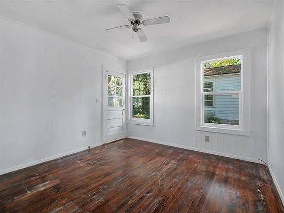 4th image of 1534 Yancey St #A