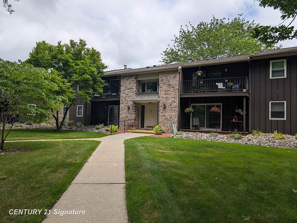 1st image of 6121 Western Dr