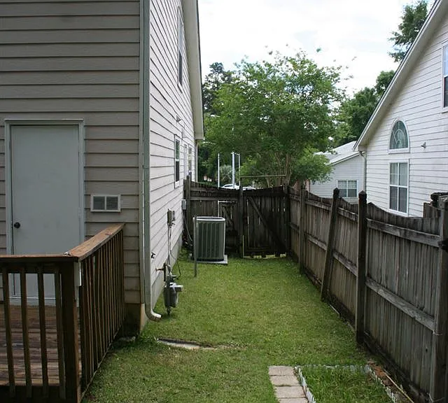 3538 Chatelaine Ct — Photo 31