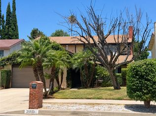21823 Hiawatha St, Chatsworth, CA 91311
