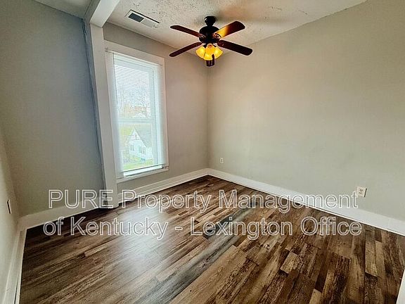 4th image of 417 North St #3