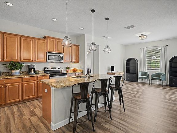 3rd image of 10634 LUCAYA DRIVE