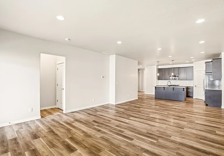 1231 N Tschirley St #1 — Photo 6