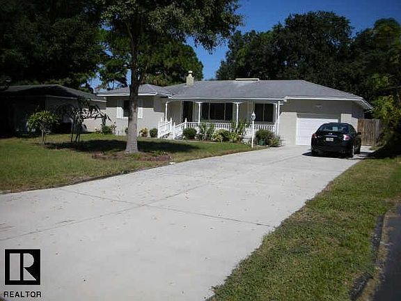 Front View w/ Driveway