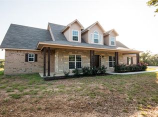 1920 Crystal Ln, Alvarado, TX 76009