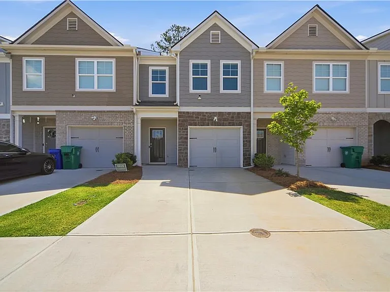2360 Rex Dr — Photo 9