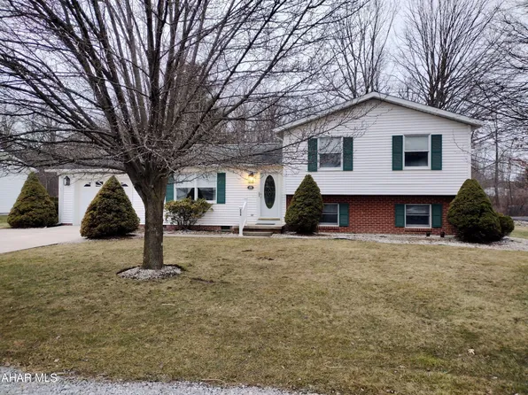 236 Tree Ln, Duncansville, PA 16635