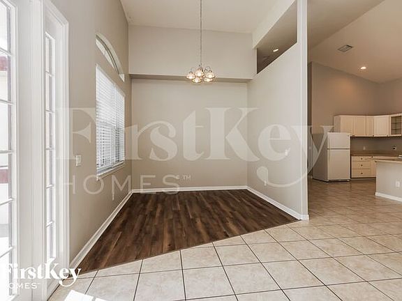 4th image of 3908 NW 33rd Ave
