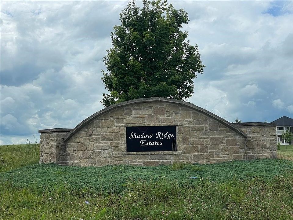 2nd image of 120 Shadow Ridge Blvd