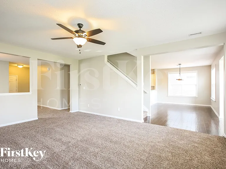 5788 Waterstone Way — Photo 3