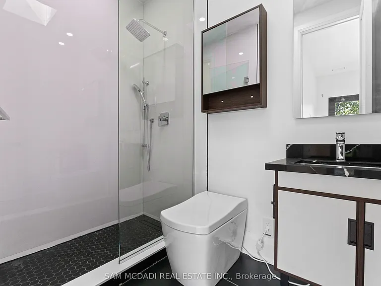9 Earl St — Photo 30