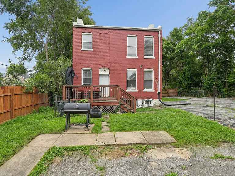 5647 Vernon Ave — Photo 24