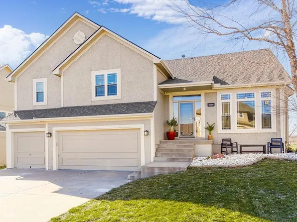 10416 N Cypress Ave, Kansas City, MO 64156