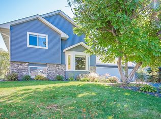 9012 Victoria Gdns, Minneapolis, MN 55443