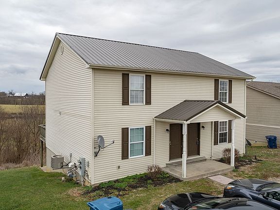 3rd image of 109 Arrowhead Dr
