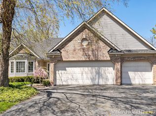 3777 Iris Dr SW, Grandville, MI 49418