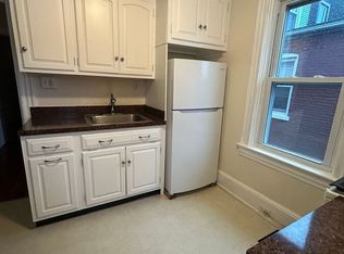 556 N Plum St APT 2, Lancaster, PA 17602