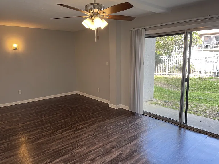 The Lofts at Lake Ella — Photo 7