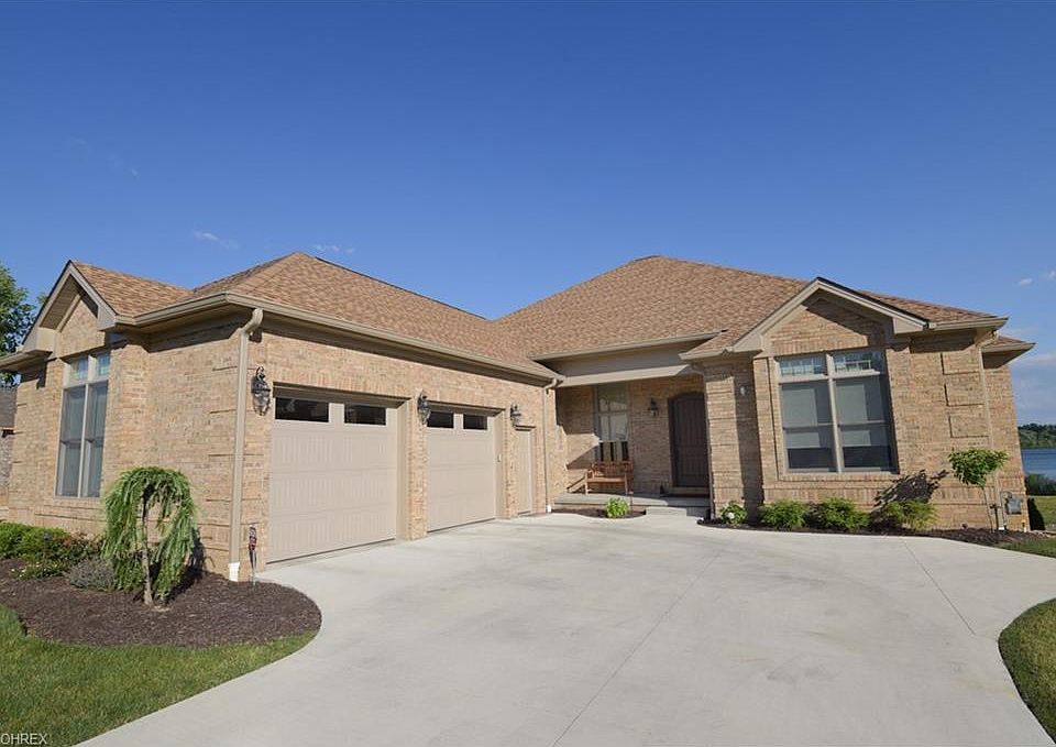 1st image of 115 Heron Bay Dr
