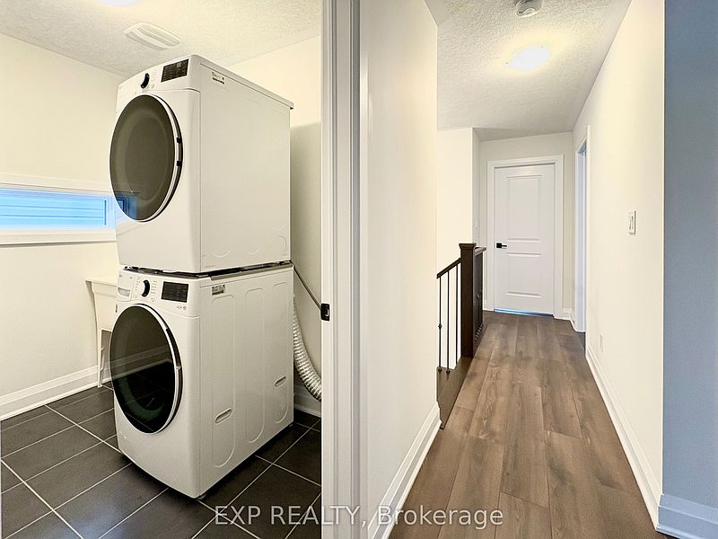 Kitchener House for rent - 4 Bedrooms — photo 7