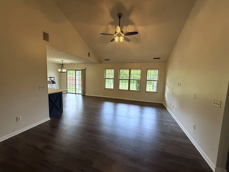 9278 Rolling Greens Trl — Photo 2
