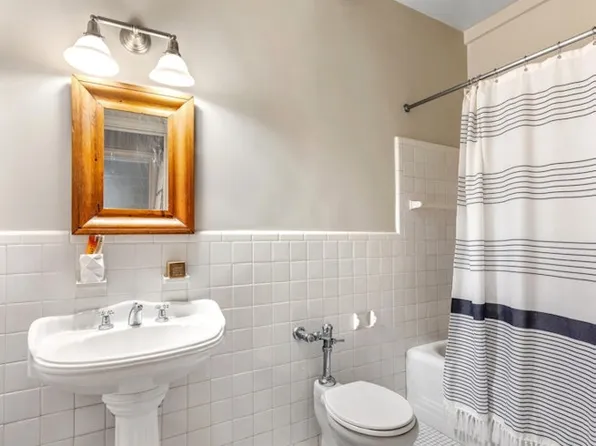 1120 Park Avenue image 10 of 11