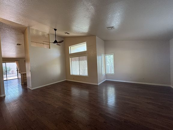 2nd image of 7692 E Dayview Cir