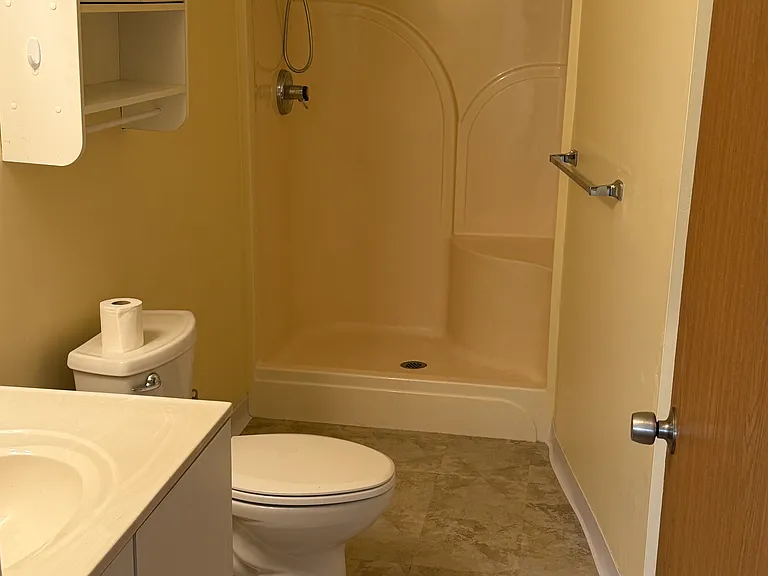 319 Meadowlark Dr — Photo 9