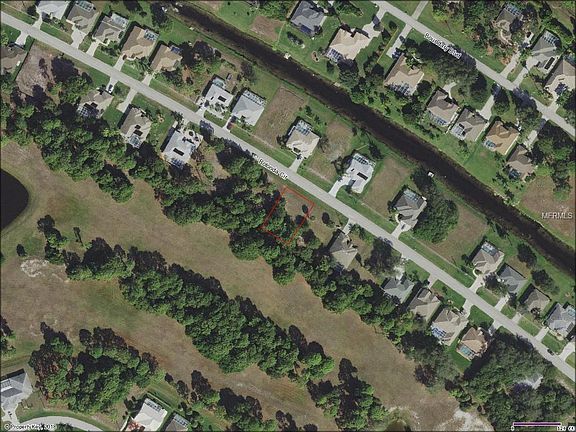 2nd image of 682 Rotonda Cir