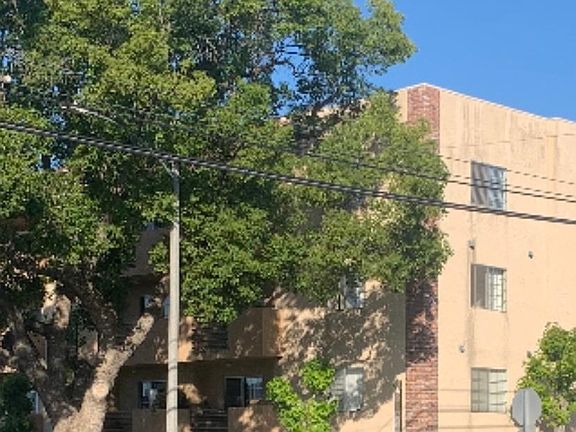 3rd image of 321 S 6th St #211