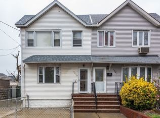 1379 E 98th St, Brooklyn, NY 11236