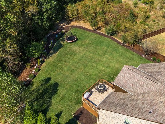 4th image of 8309 Parkfield Dr