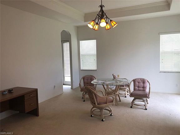3rd image of 3043 Lake Manatee Ct