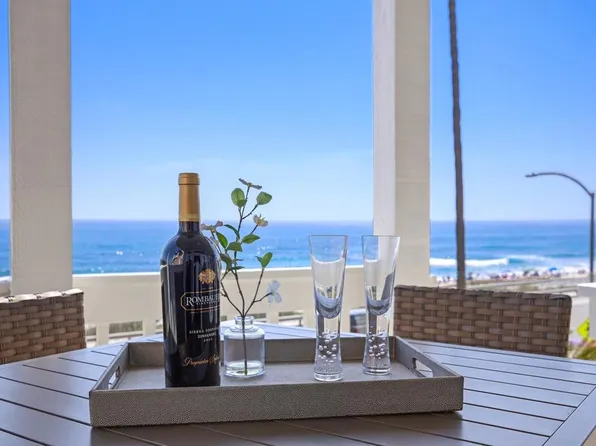 111 Sequoia Ave APT C, Carlsbad, CA 92008