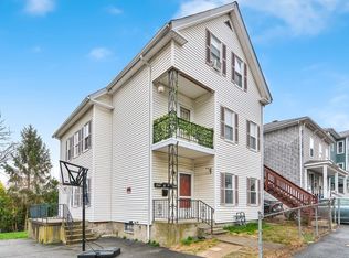 13 Esther St, Worcester, MA 01607