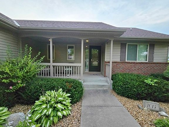 2nd image of 1015 Bluestem Ln