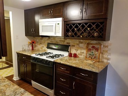 4th image of 8020 Woodglen Ln APT 207
