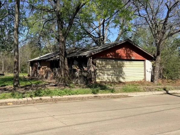 3407 Bewley St, Haltom City, TX 76117