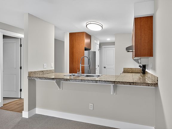 3rd image of 11307 NE 128th St APT G204