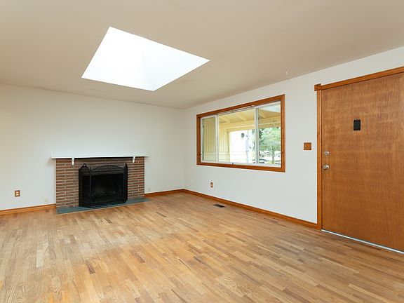 5th image of 12117 SE 70th St