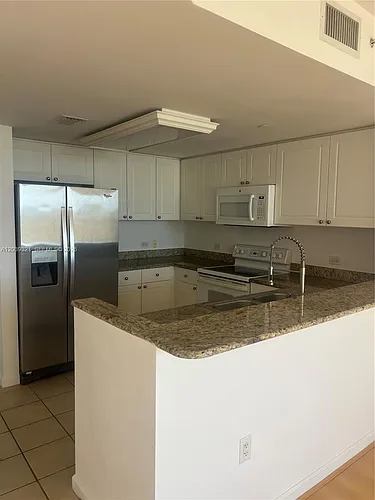 19501 W Country Club Dr Photo 1