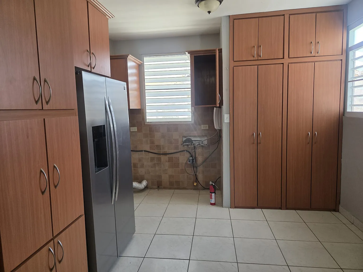 5 bed, $2,600 — Photo 3