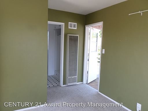 5th image of 1220 W Lewis St