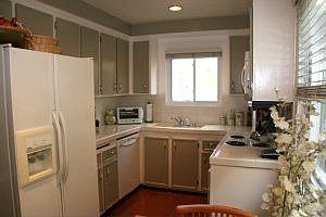 4th image of 1818 Parnell Ave APT 10