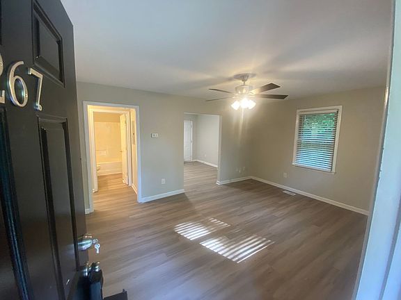 2nd image of 275 Briarcliff Dr #F4693e0e6