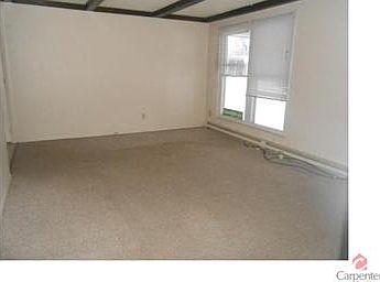 5th image of 312 Holiday Dr