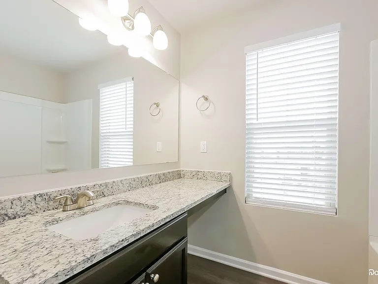 516 Dasheill Ln — Photo 13